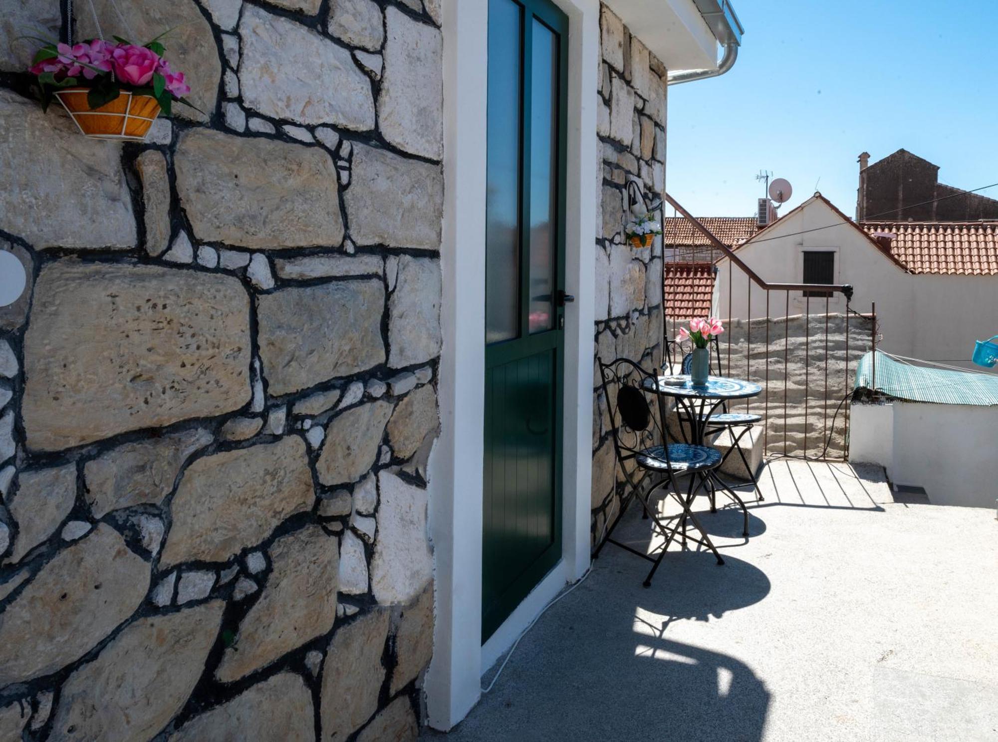 Guest House Ivona Split Exterior photo